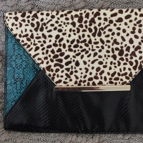 Aldo Animal Print Media Envelope Clutch - Picture 3 of 4